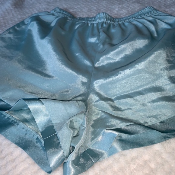 ✨ Victoria’s Secret Gold Silky Mint Lounge Shorts - Picture 4 of 11